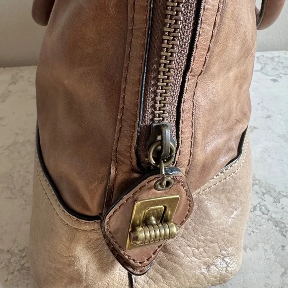 Joy Gryson Olivia Harris Vintage Tan Leather Bag - Picture 4 of 7